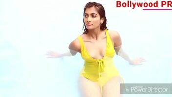 Pooja Hegde Hot
