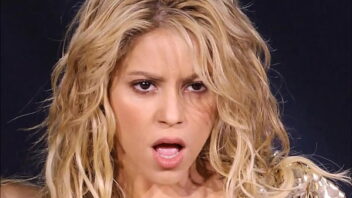 Shakira Boobs