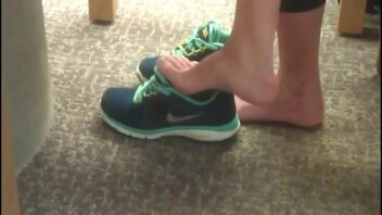 Barefoot Shoeplay
