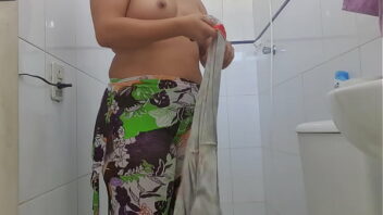 Desi Bath