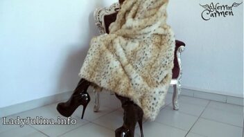 Fur Coat Fetish Mistress