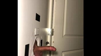 Gay Gloryhole Cum