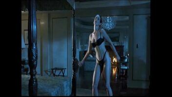 Jamie Lee Curtis Naked