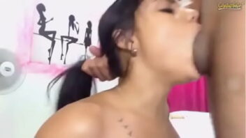 Latina Deepthroat