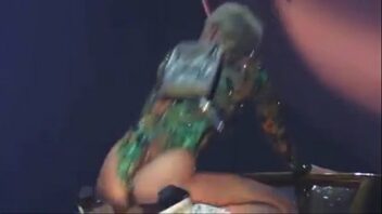 Miley Cyrus Porn Hd