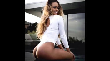 Sommer Ray Pussy